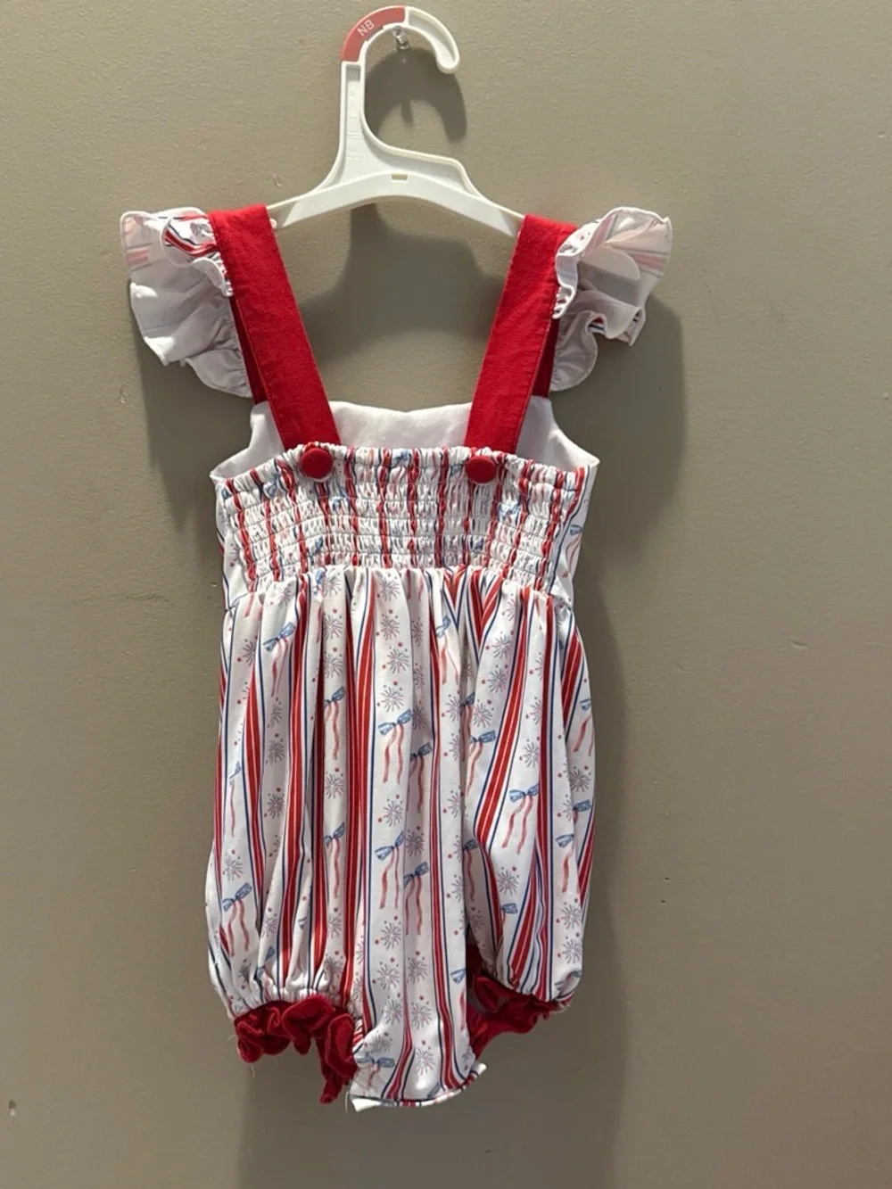 Busy bees smocks bubble